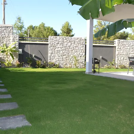 Villam Villa *